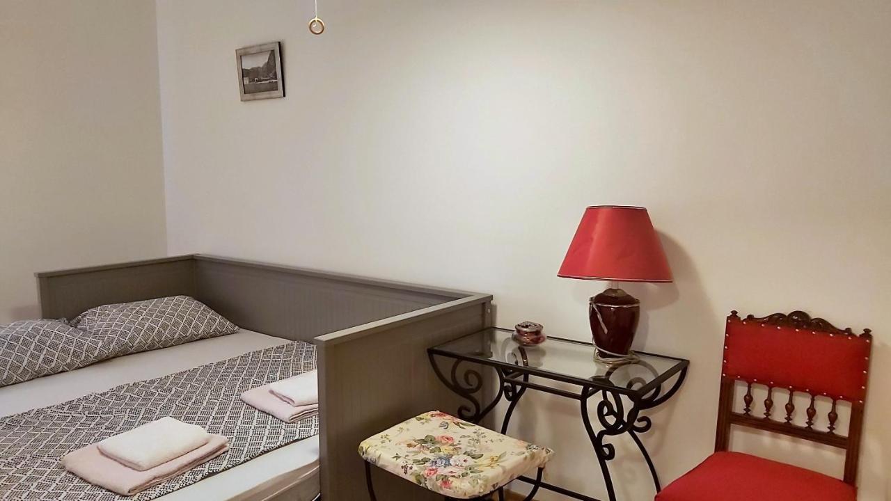Apartment Lora Omiš Eksteriør billede