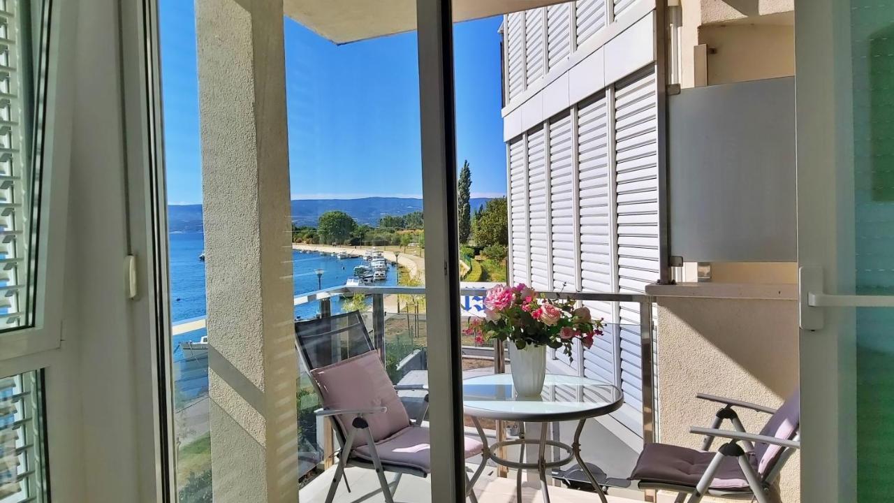 Apartment Lora Omiš Eksteriør billede
