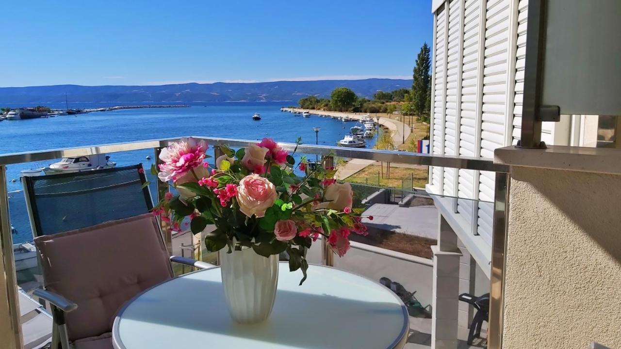 Apartment Lora Omiš Eksteriør billede