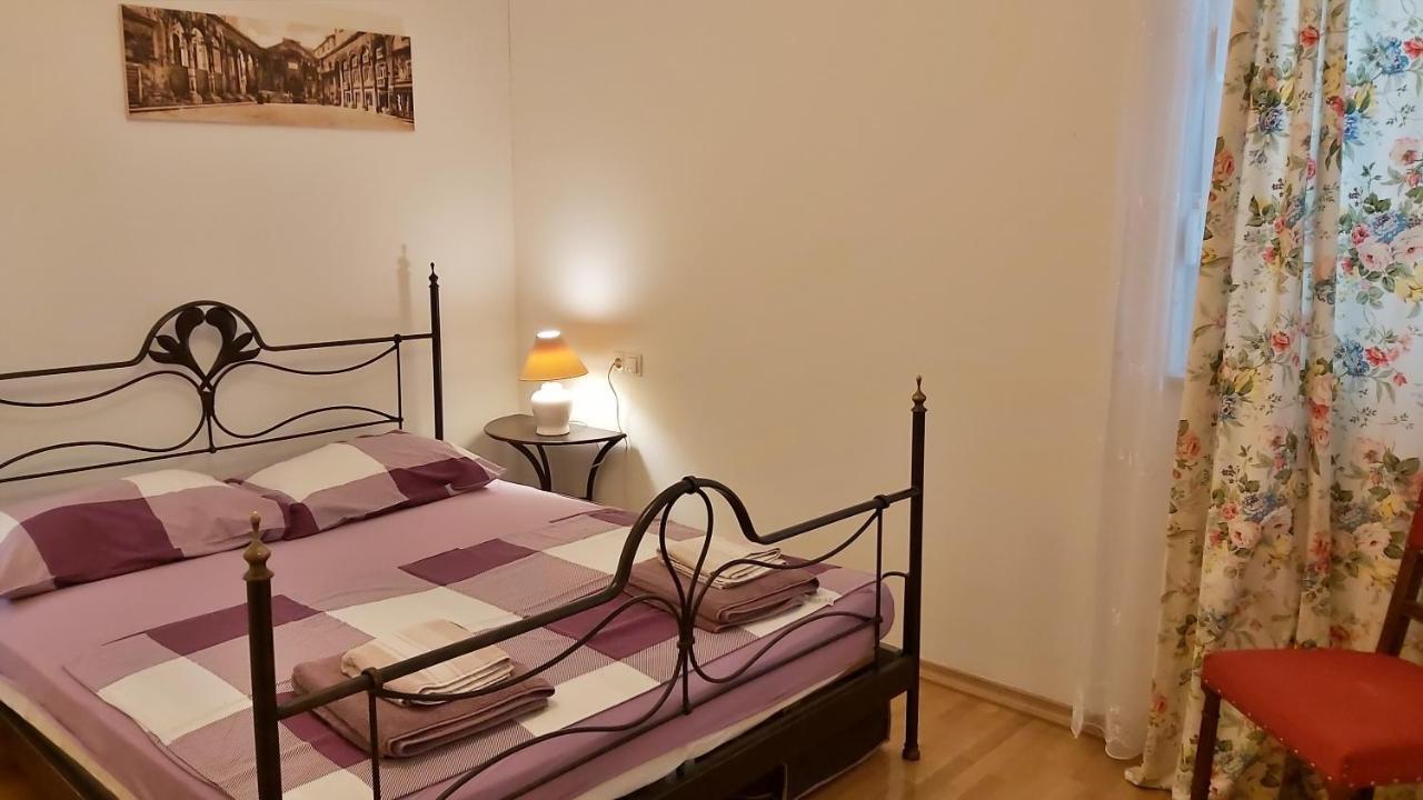 Apartment Lora Omiš Eksteriør billede