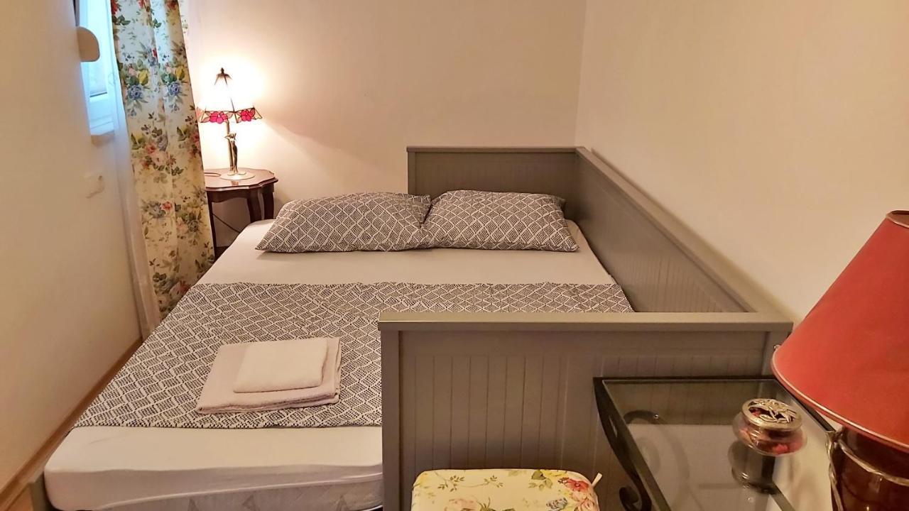 Apartment Lora Omiš Eksteriør billede